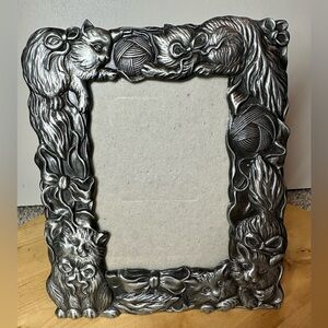 Vintage Pewter 3D Cats With Yarn And Bows Picture Frame 4x6 Photo Kitty 90s